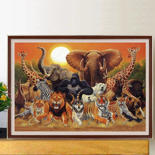 Load image into Gallery viewer, Tropical Animal-Full Round Diamond Painting-60x40cm-Large Size