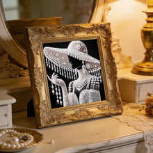 Load image into Gallery viewer, Elegant Pearl Woman-Partial Special Diamond Painting-30x30cm