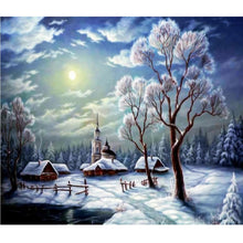 Load image into Gallery viewer, Snow Scene - Full Drill Diamond Painting