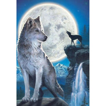 Load image into Gallery viewer, Night Wolf - Full Drill Diamond Painting