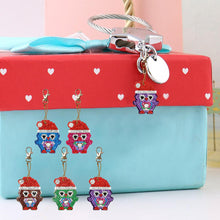 Load image into Gallery viewer, 5pcs Christmas Penguin DIY Keychain