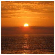 Load image into Gallery viewer, Novelty Sunrise - Full Drill Diamond Painting