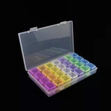 Load image into Gallery viewer, 28 Grids Storage Box - Diamond Painting Tool