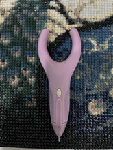 Load image into Gallery viewer, Ergonomics Shaped Diamond Painting Pen