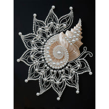 Load image into Gallery viewer, Woman-Partial Pearl Painting Kit with Frame-30x40cm
