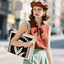 Load image into Gallery viewer, Waves-Diamond Chain Crossbody Bag

