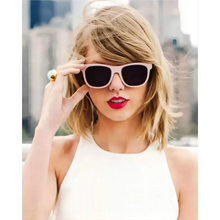 Load image into Gallery viewer, Taylor Swift- Diamond painting 30*40cm/40*50
