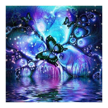 Load image into Gallery viewer, Butterfly - Full Drill Diamond Painting
