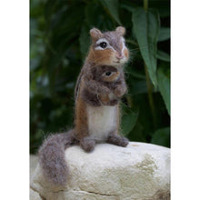 Load image into Gallery viewer, Squirrel - Full Drill Diamond Painting

