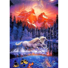 Load image into Gallery viewer, Horse - Full Drill Diamond Painting
