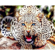Load image into Gallery viewer, Animal - Full Drill Diamond Painting
