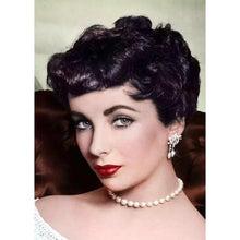 Load image into Gallery viewer, Retro Beauty - Full Drill Diamond Painting

