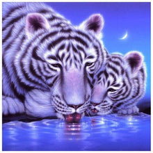 Load image into Gallery viewer, Snuggle Tiger - Full Drill Diamond Painting
