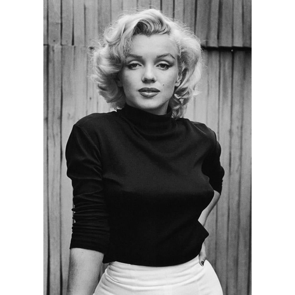 Marilyn Monroe - Full Drill Diamond Painting
